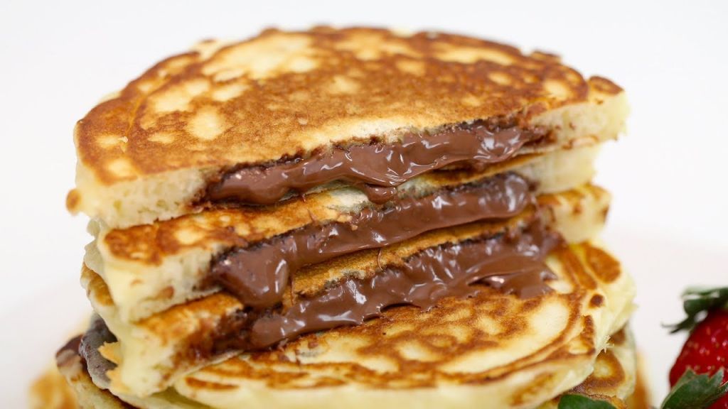 Nutella-Stuffed Pancakes